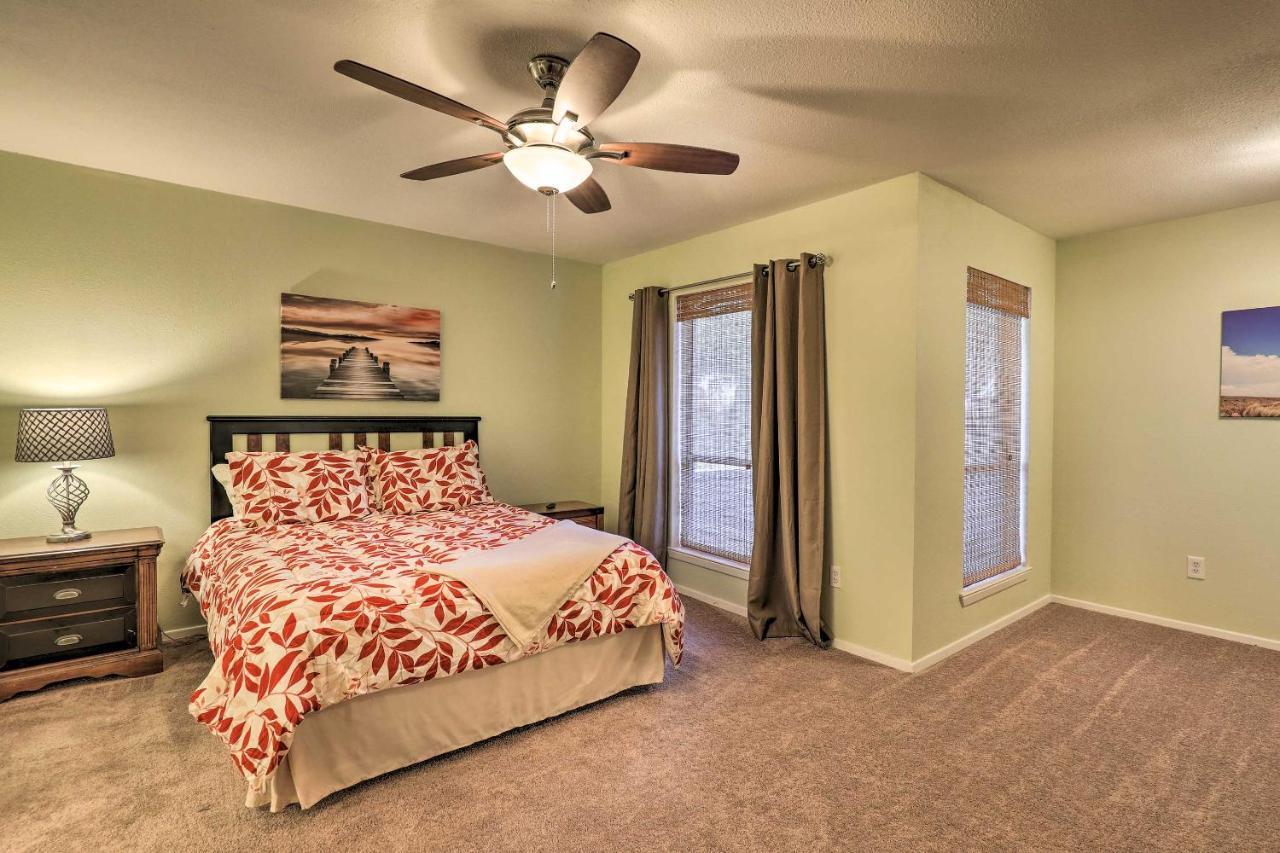 Granbury Getaway With Lake Views 2 Mi To Downtown! Buitenkant foto