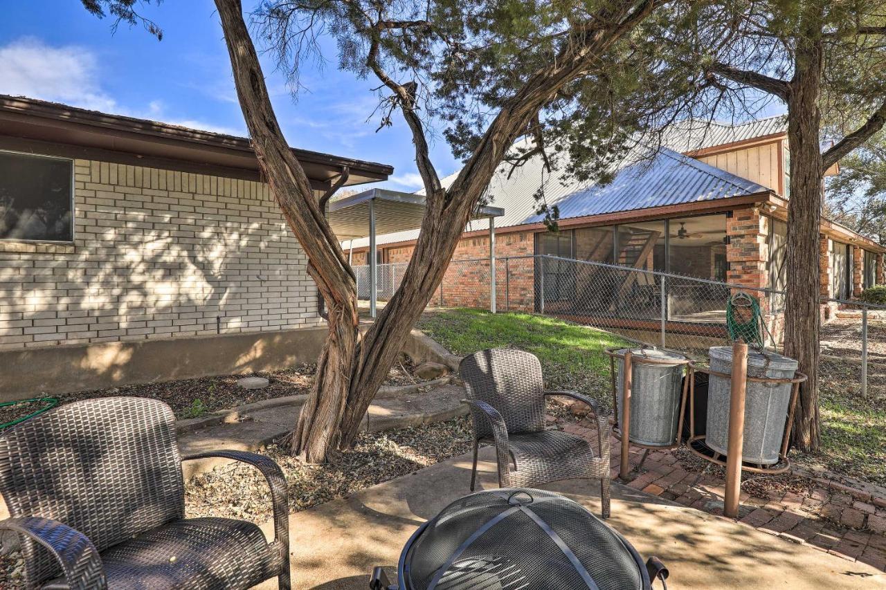 Granbury Getaway With Lake Views 2 Mi To Downtown! Buitenkant foto
