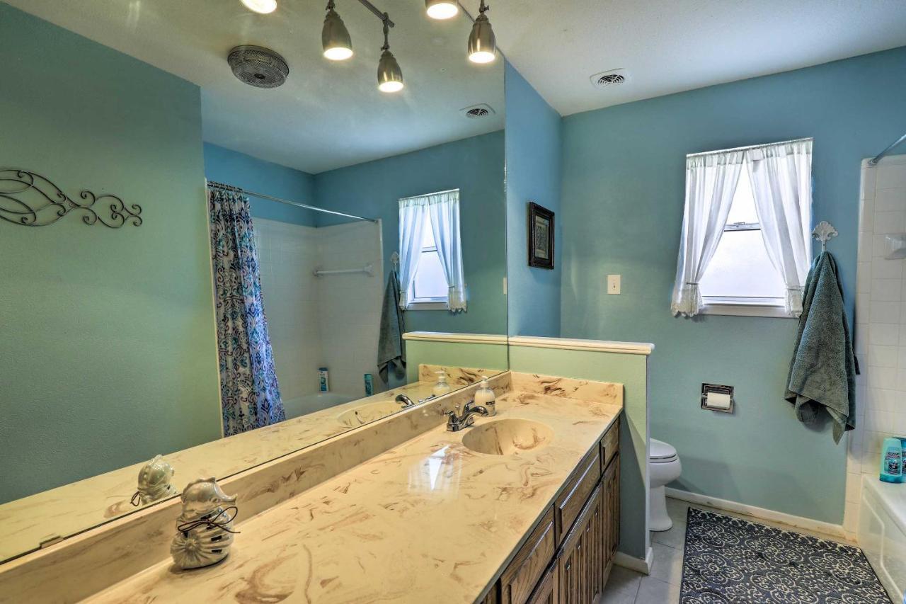 Granbury Getaway With Lake Views 2 Mi To Downtown! Buitenkant foto